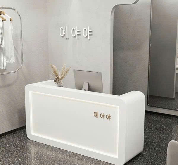 Quầy Showroom